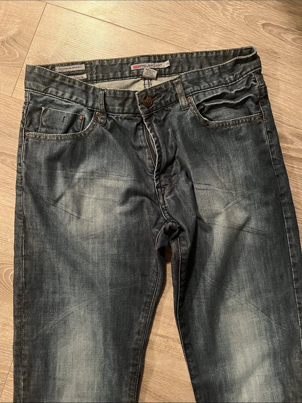 Projek Raw. Waist 33 / L 31 Straight Men's Jeans in Washed Blue. 100% cotton